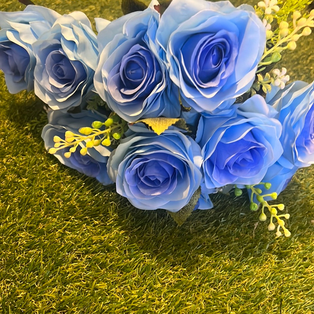 10 HEAD ROSE BUNCH BLUSH BLUE