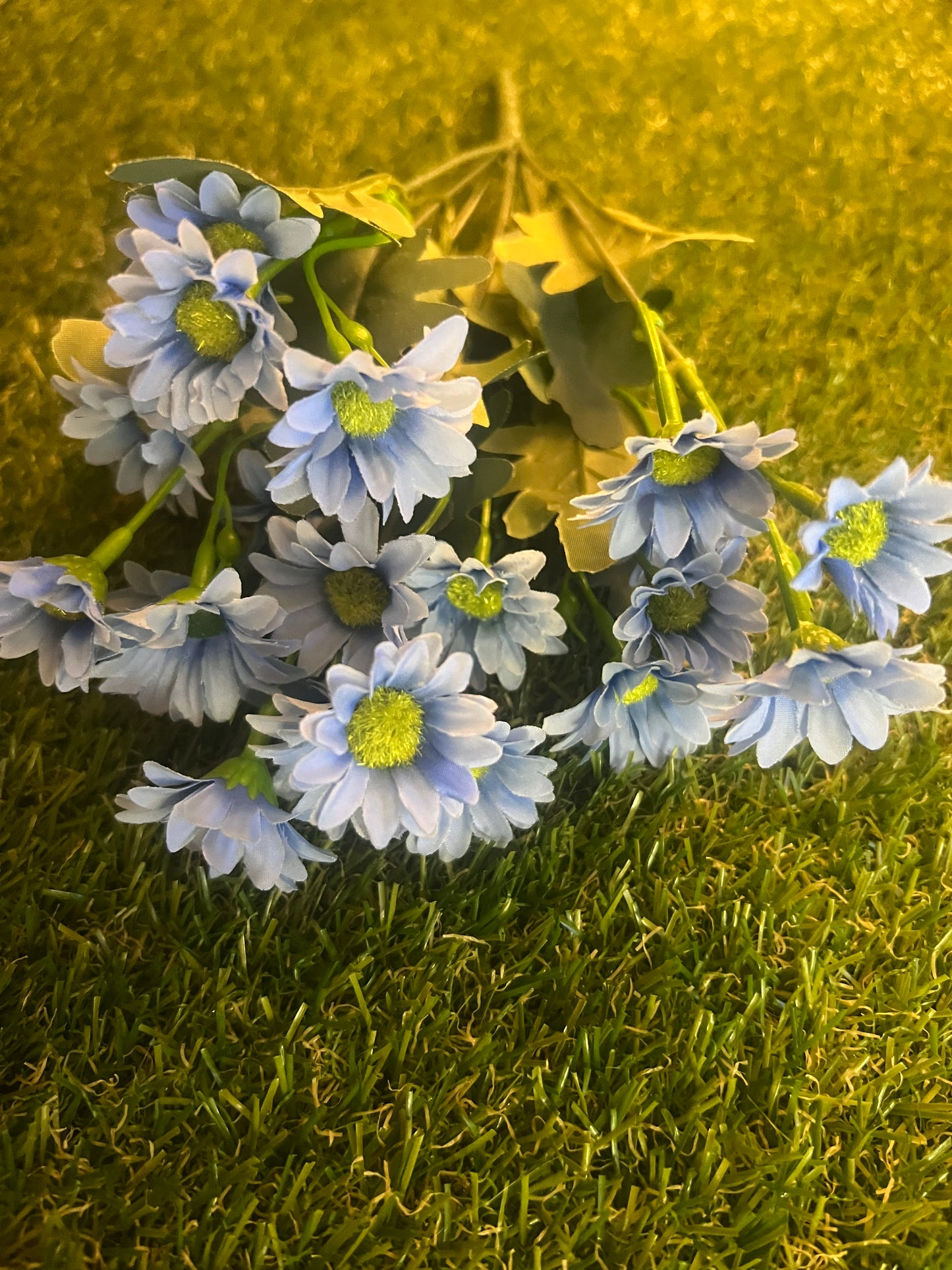 32cm SILK MIA DAISY BUNCH BLUE