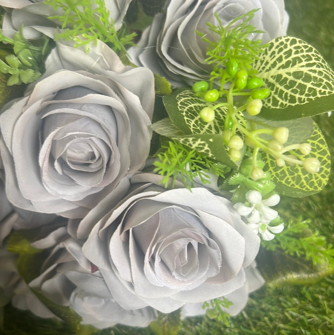 10 HEAD ROSE BUNCH GREY