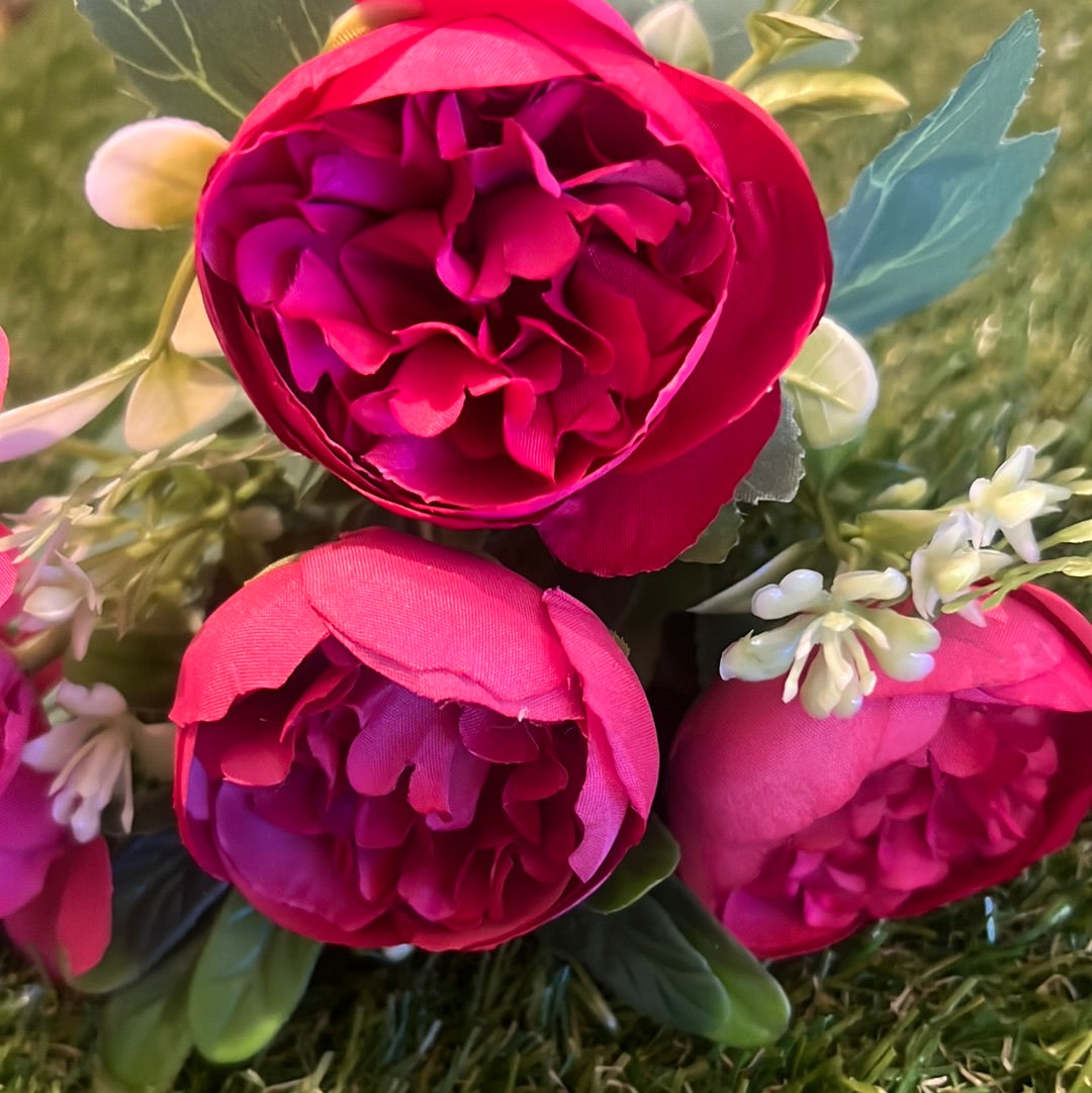 MINI RANUNCULUS HYDRANGEA BUNCH HOT PINK