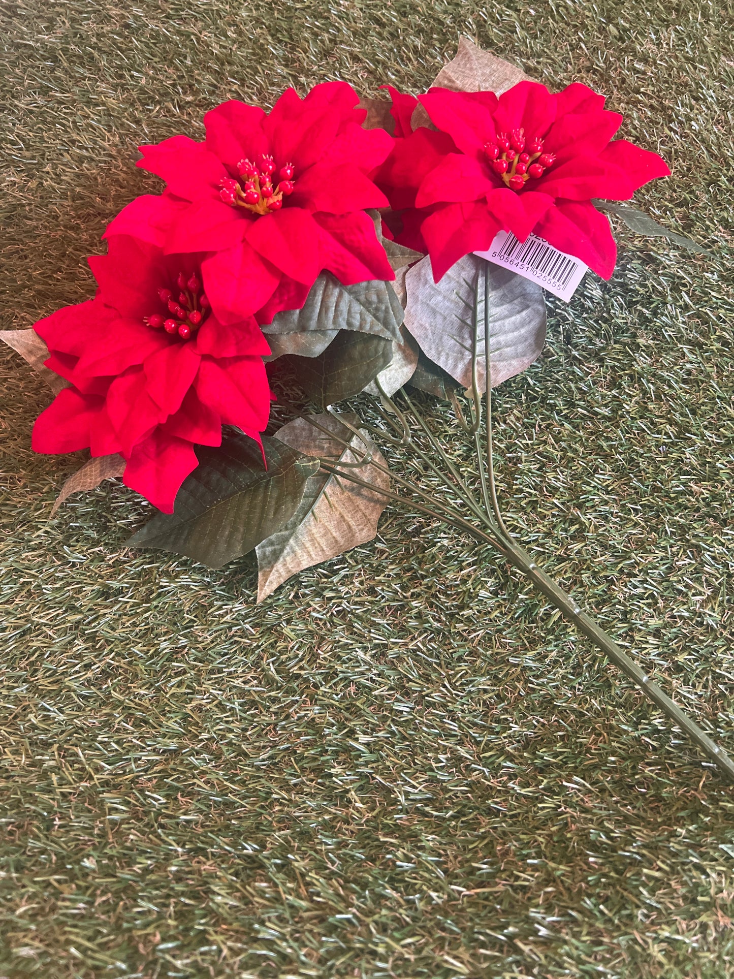 36cm POINSETTIA BUSH (6 heads) RED