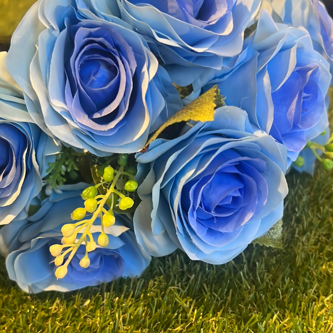 10 HEAD ROSE BUNCH BLUSH BLUE