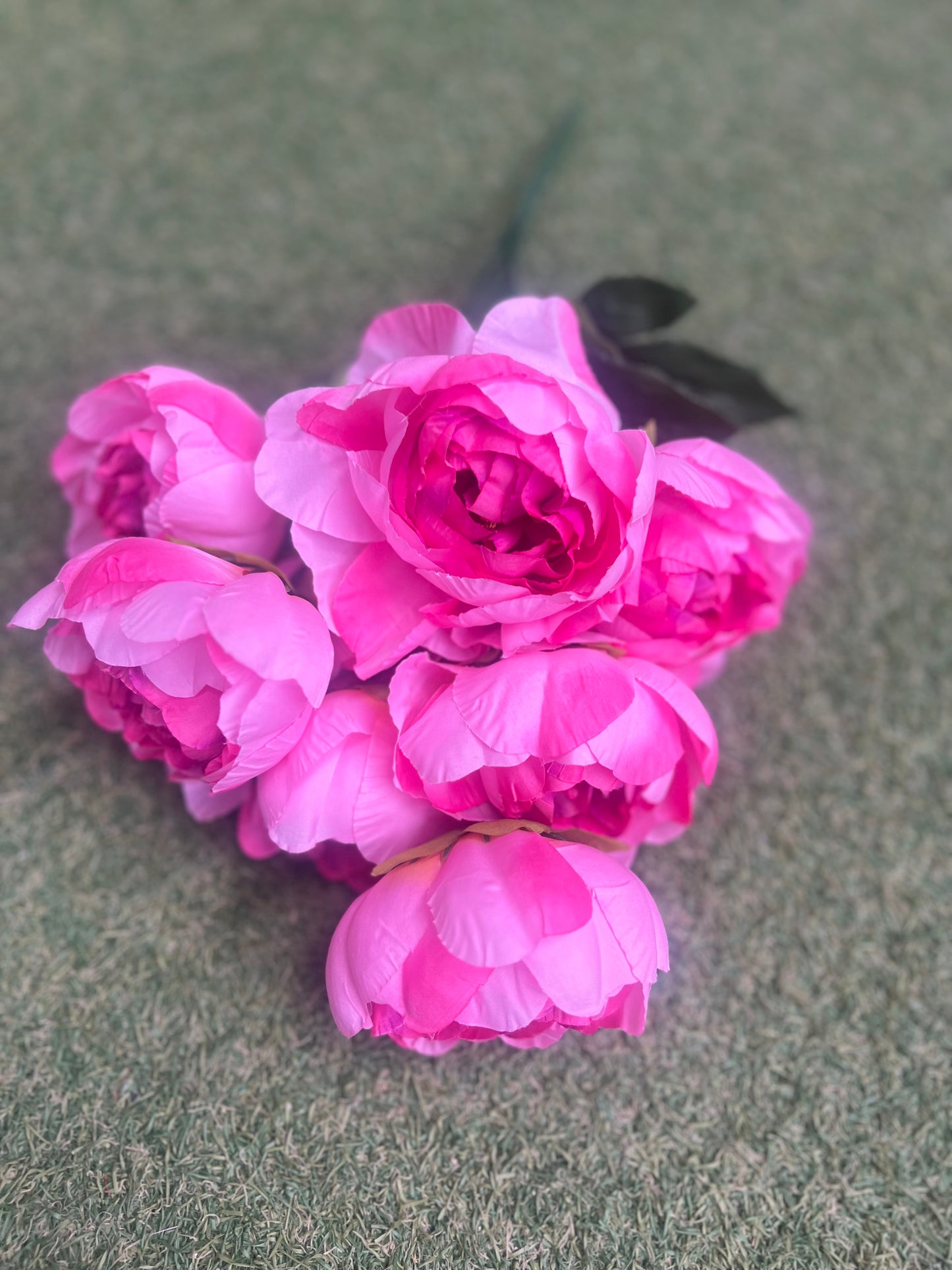 9 HEAD DELUXE PEONY BUNCH HOT PINK