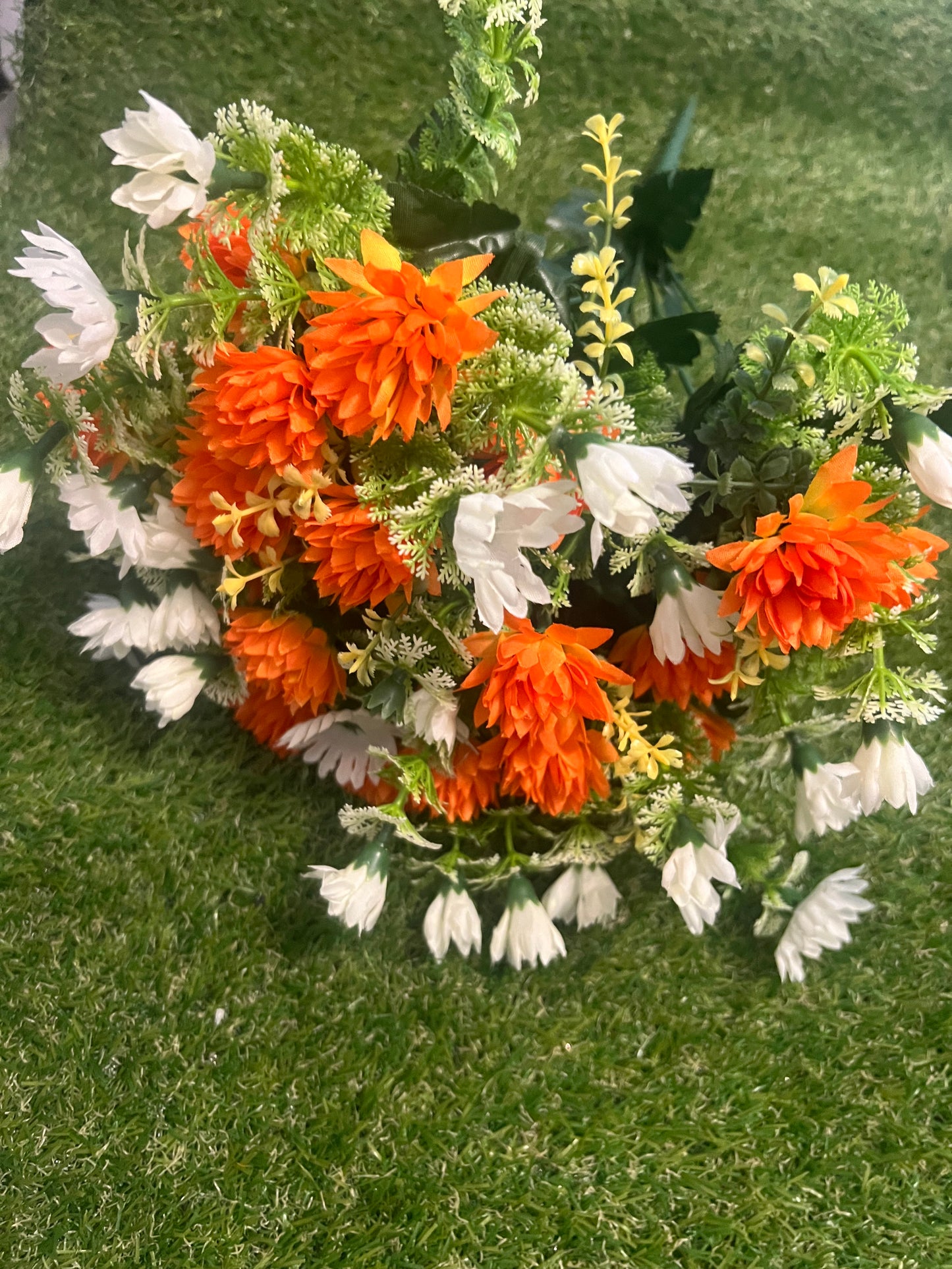 44cm BABY CHRYSANTHEMUM & FOLIAGE ORANGE