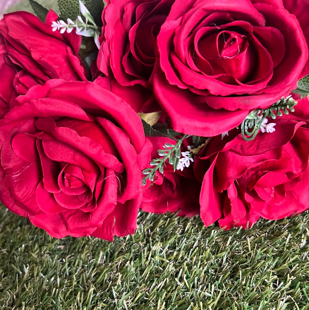 44cm  REAL LOOK ROSE BUNCH RED