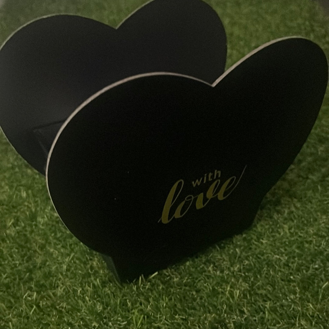 BLACK ‘ WITH LOVE ‘ FLOWER BOX 19.5cm