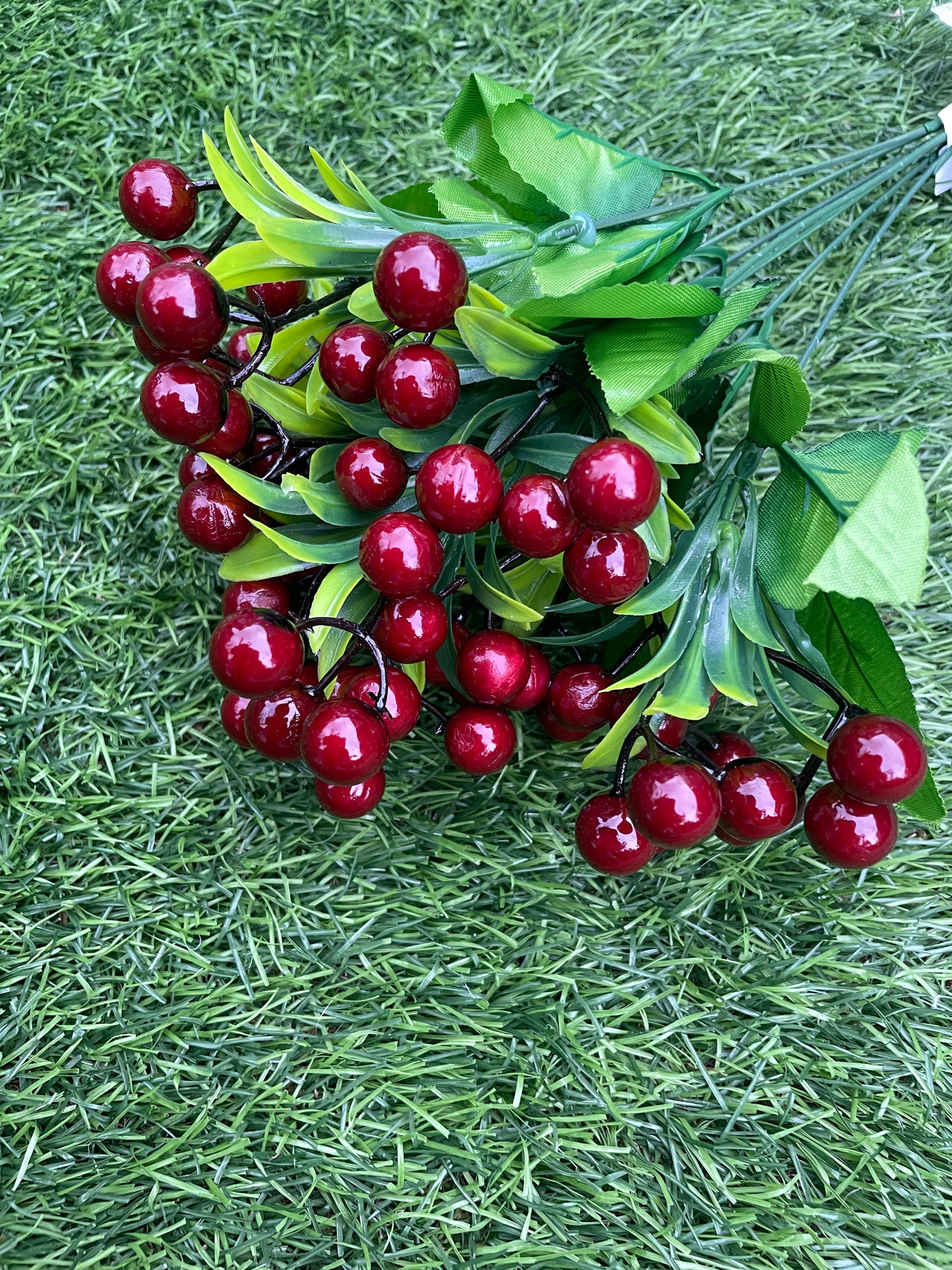 37cm BERRY BUSH FOLIAGE BURGUNDY