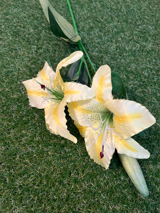 DOUBLE RIPPLE EDGE TIGER LILY SPRAY YELLOW