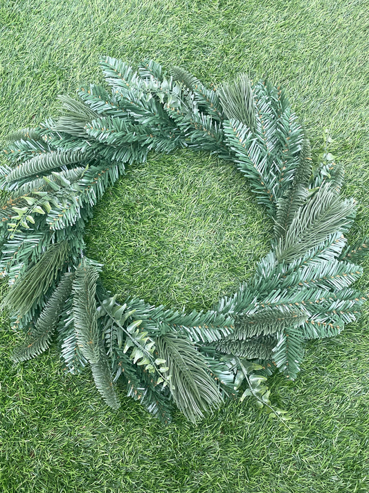 60cm SPRUCE FERN FOLIAGE WREATH