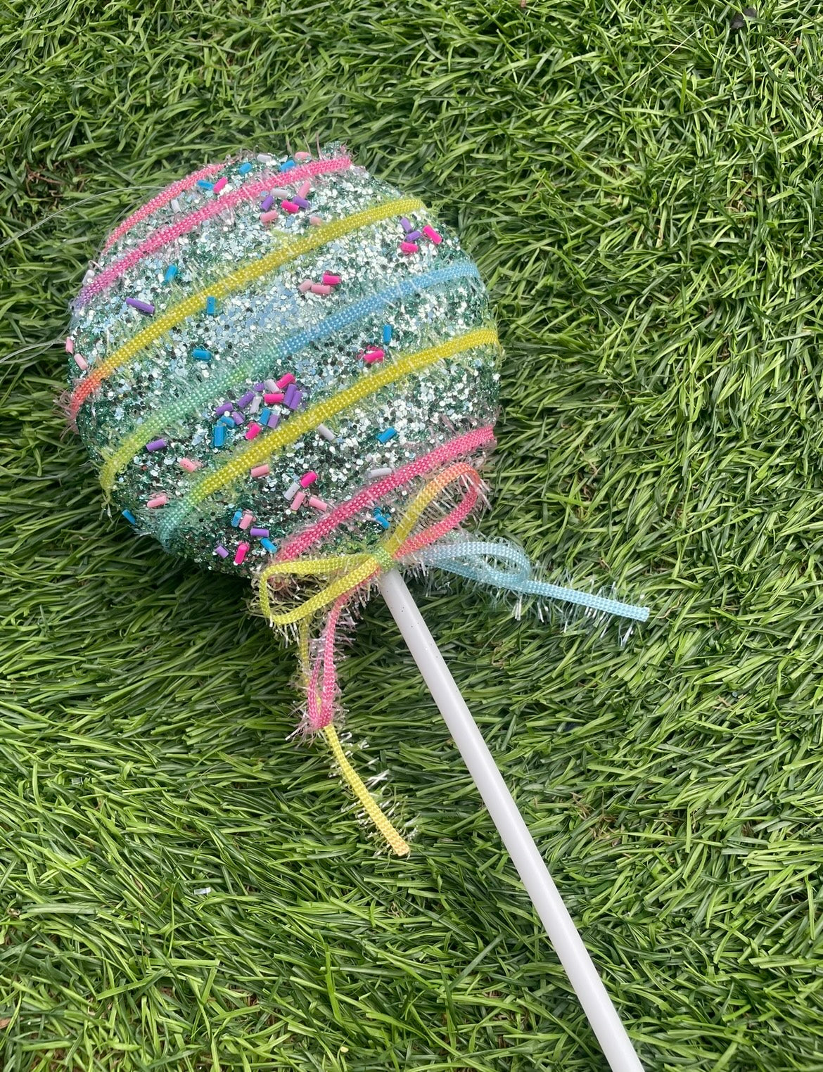 27cm GREEN CANDY GLITTER STRIPE LOLLIPOP