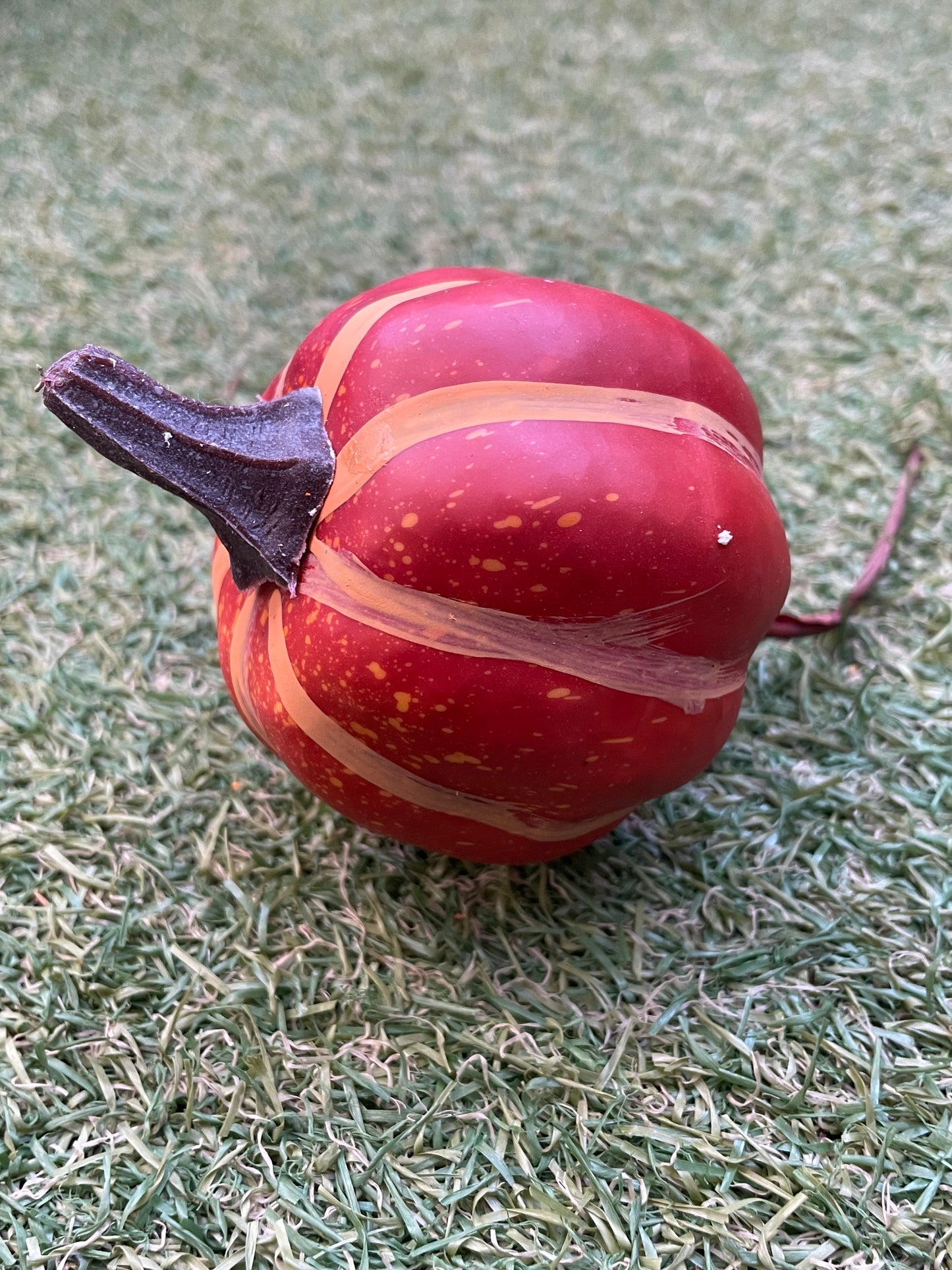 22CM DARK ORANGE PUMPKIN PICK