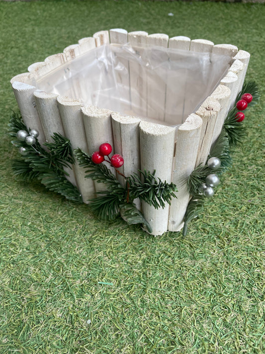 WHITE WASHED SQUARE PLANTER WITH SPRUCE