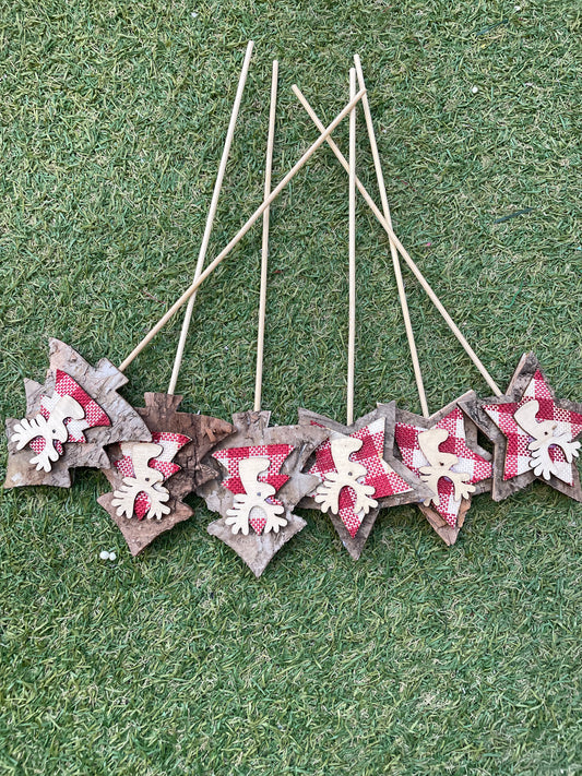 PK6 RUSTIC TREE STAR RED/IVORY REINDEER