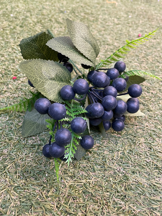 BUDGET CHRISTMAS BERRY BUNCH BLUEBERRY