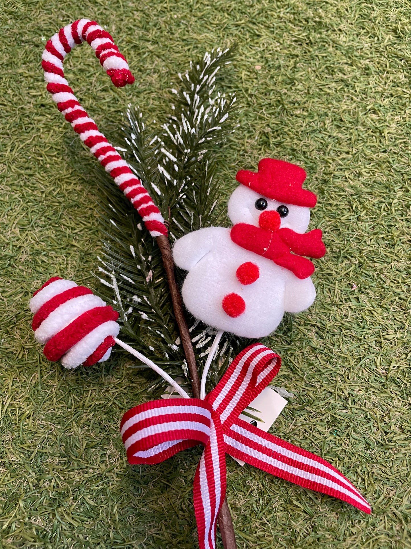 SNOWMAN CANDY SPRUCE PICK