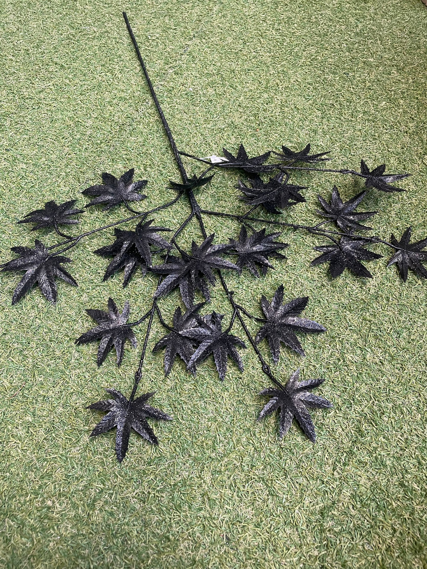 86cm BLACK GLOSSY GLITTER LEAF SPRAY