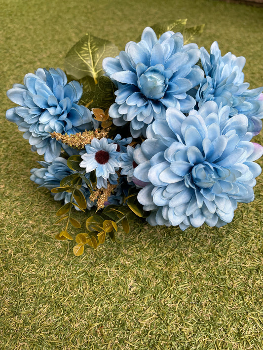 DAHLIA AND MINI DAISY BUSH BLUE