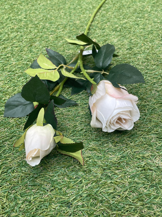 66cm IVORY ROSE SPRAY