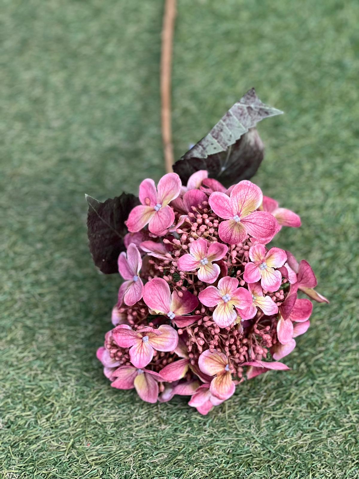 52CM DELUXE LARGE BERRY HYDRANGEAS. VINTAGE PINK