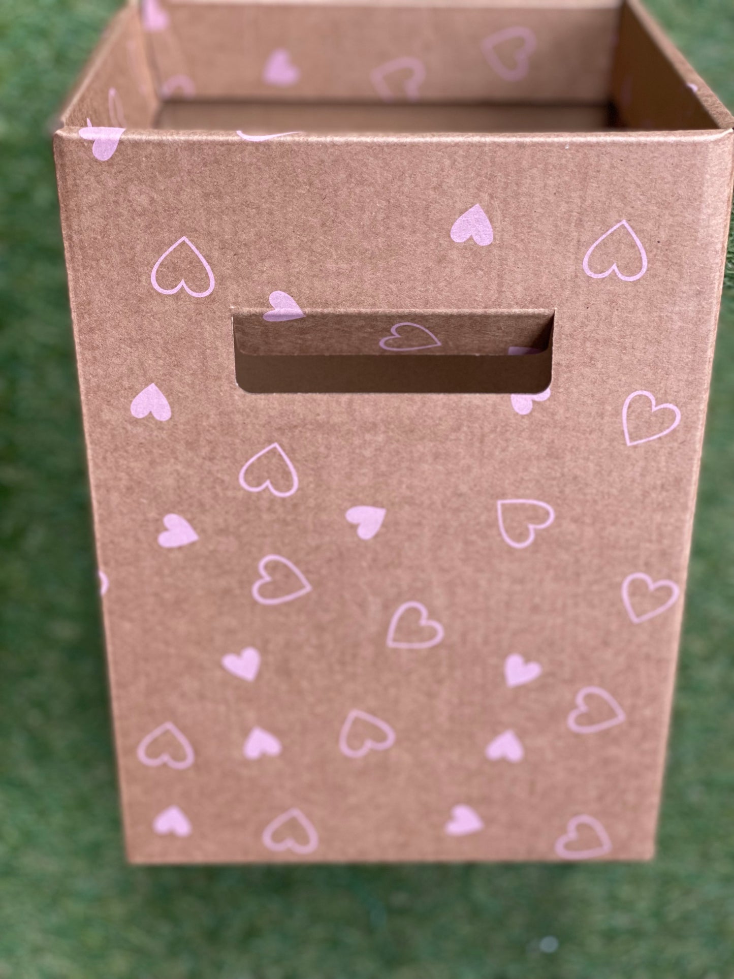 PINK HEART FLOWER BOX