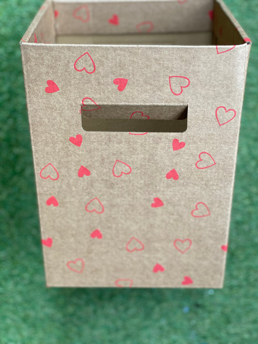 RED HEART FLOWER BOX