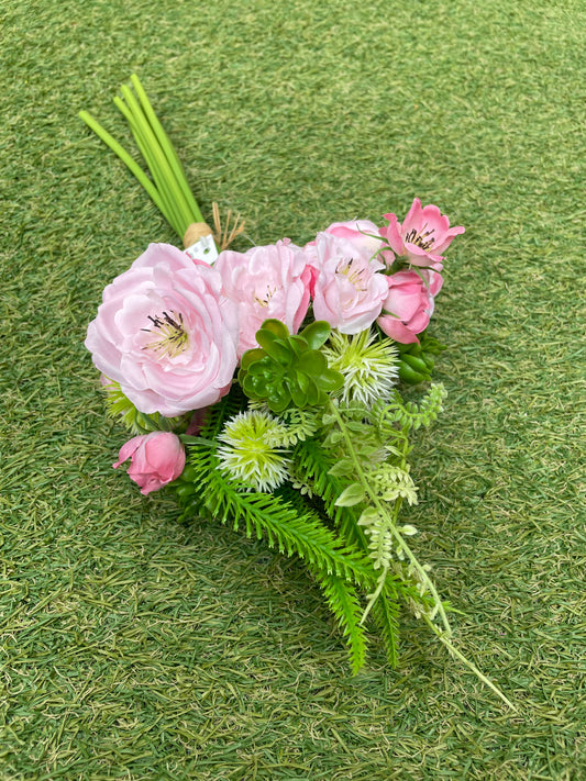 40cm LIGHT PINK CAMELLIA AND FOLIAGE BUNCH