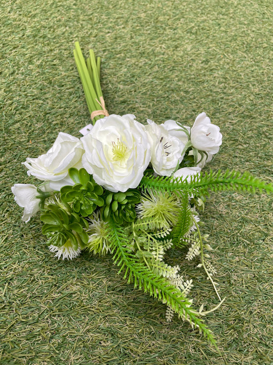40cm IVORY CAMELLIA AND FOLIAGE BUNCH