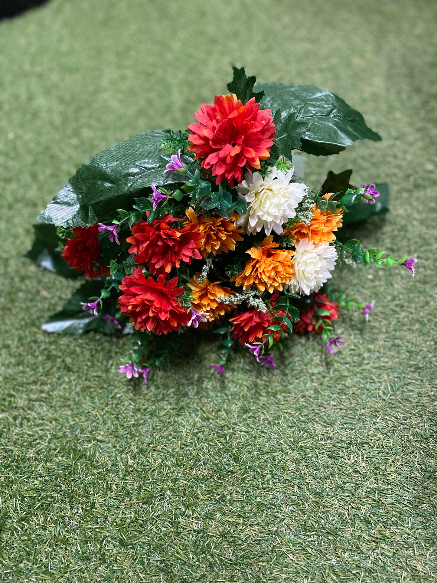 41CM SPIKY MUM BUSH ORANGE