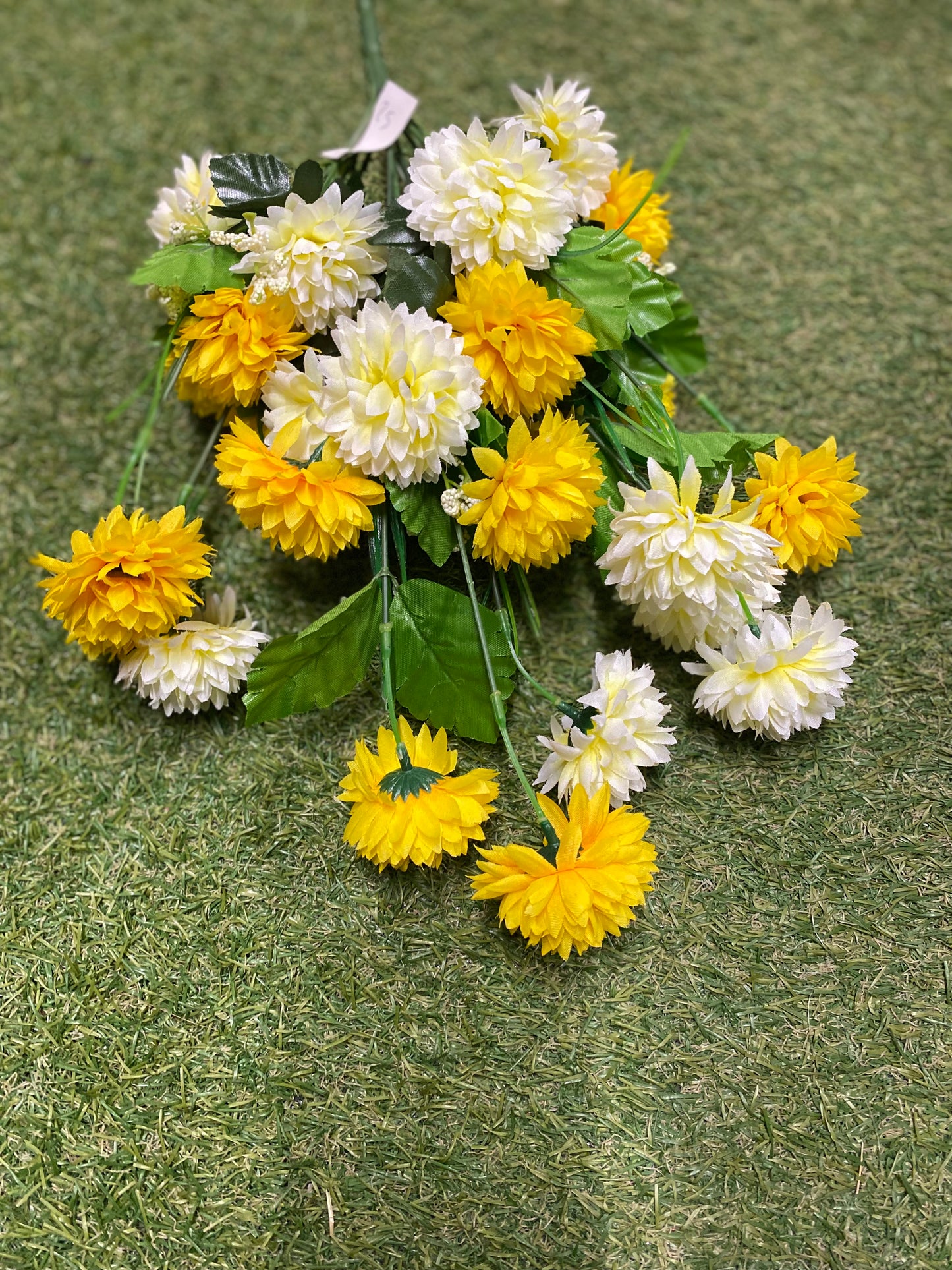 MIXED CHRYSANTHEMUM BUNCH YELLOW