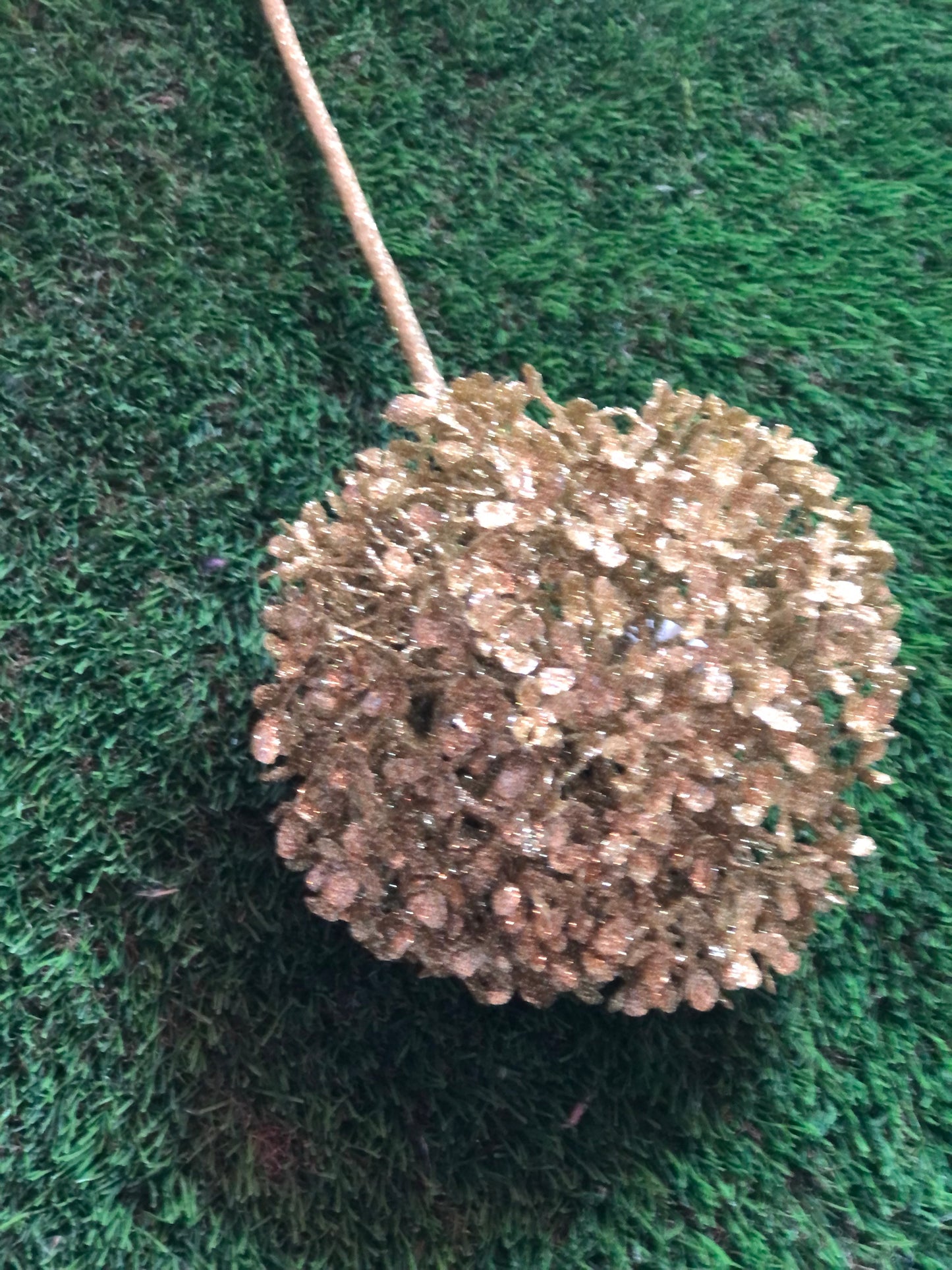 82cm GIANT GLITTER ALLIUM BALL GOLD