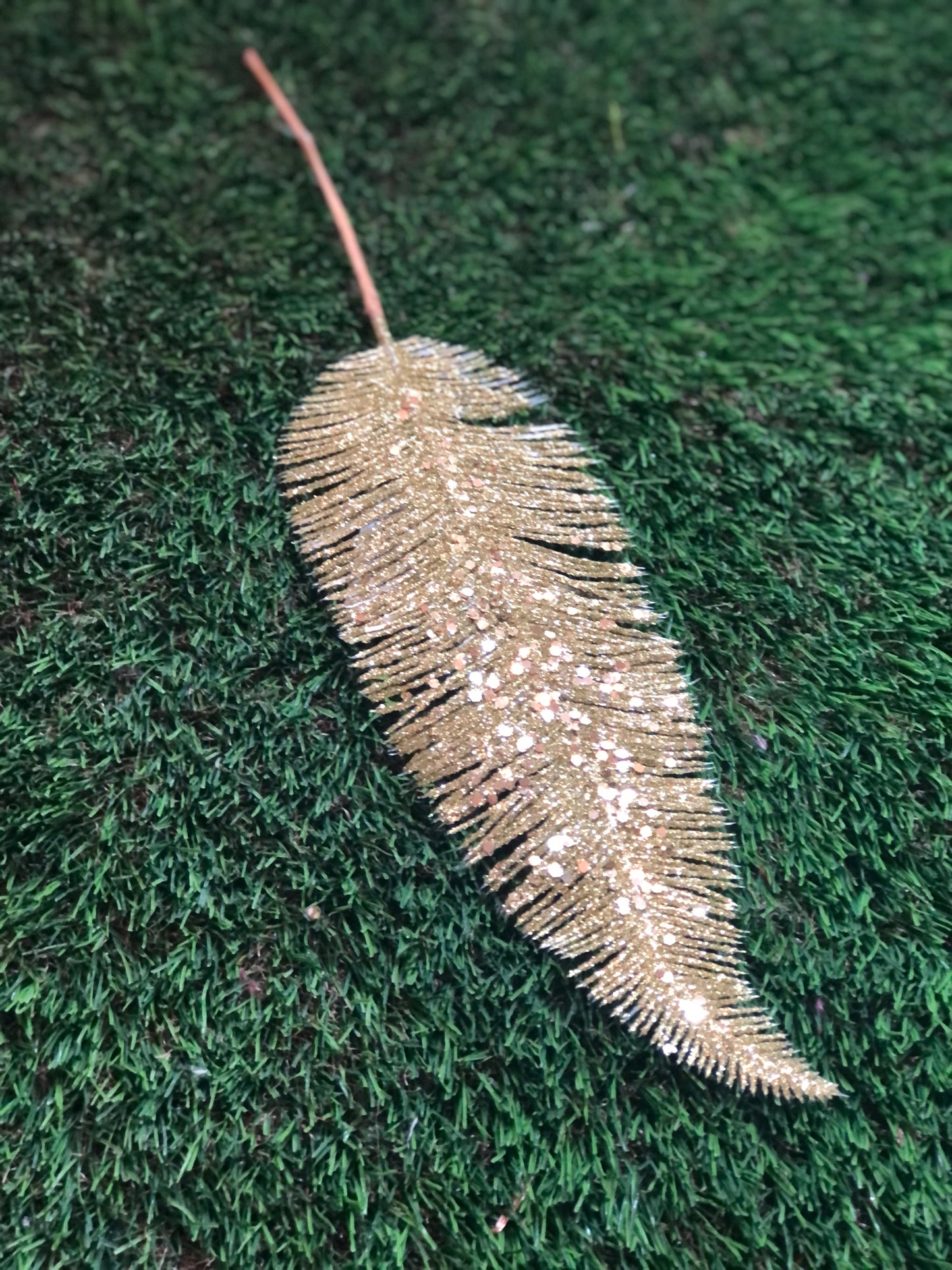 42cm GLITTER FEATHER FERN SPRAY GOLD