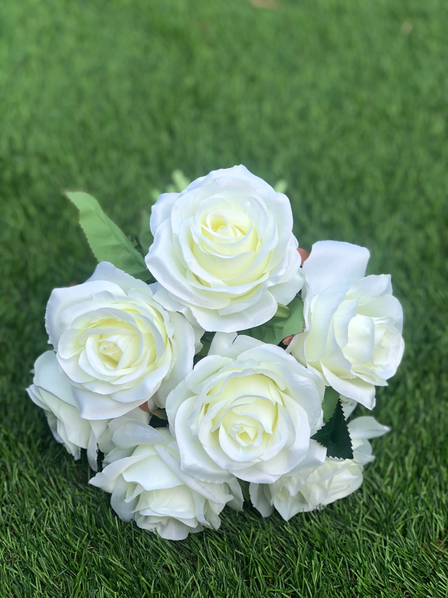 LARGE OPEN ROSE BUNCH IVORY 25cm