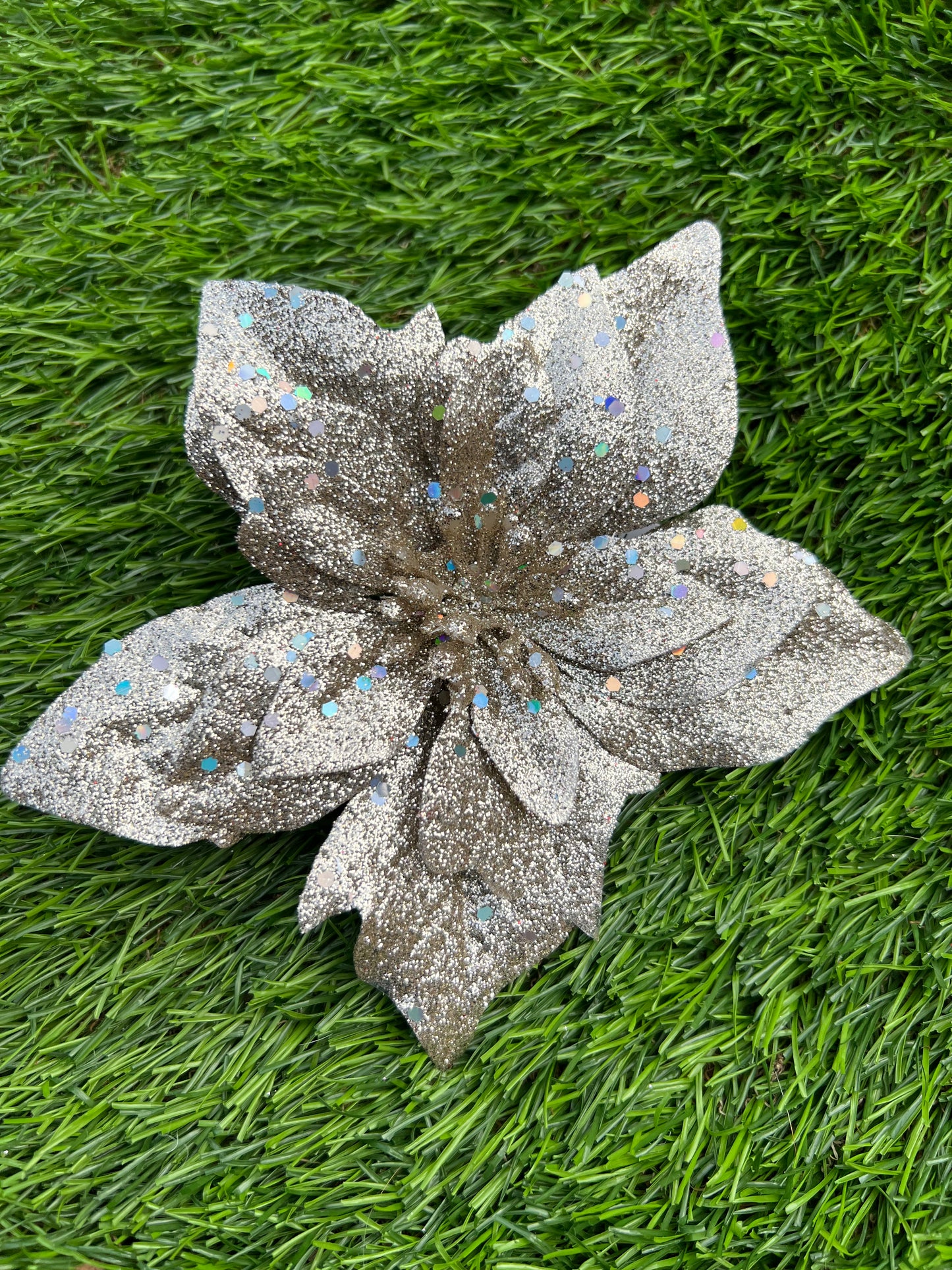 SEQUIN GLITTER POINSETTIA CLIP CHAMPAGNE