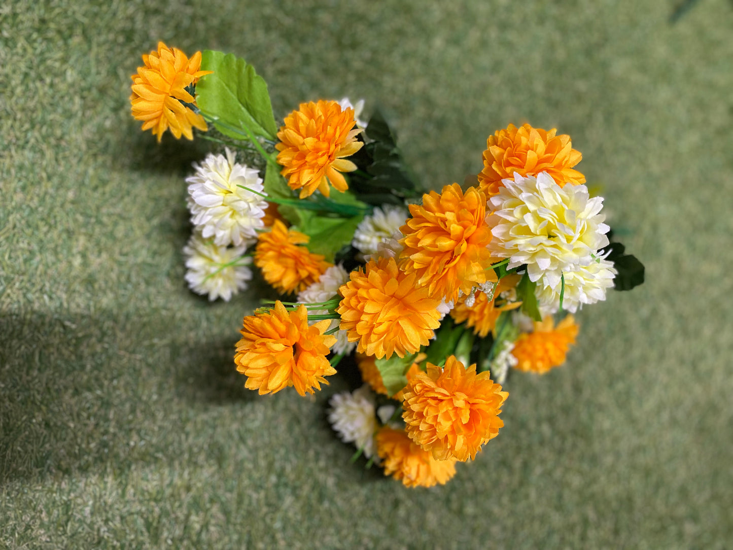 MIXED CHRYSANTHEMUM BUNCH ORANGE