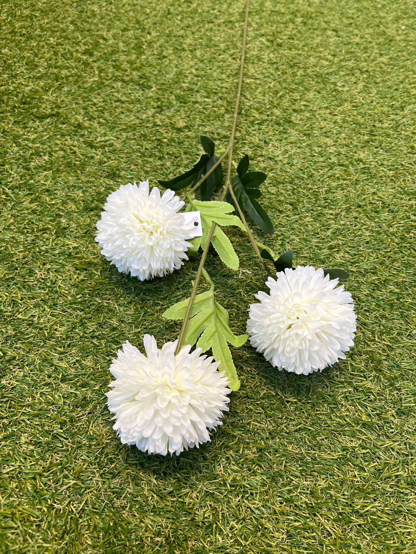 TRIPLE POM POM STEM IVORY