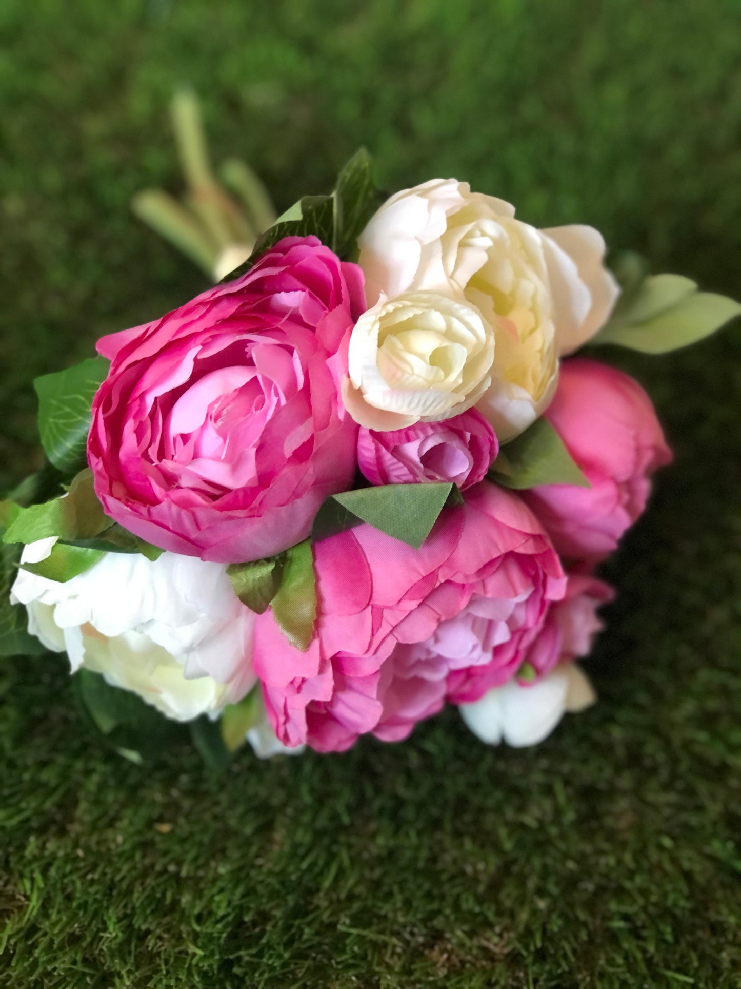 32cm PEONY BUNDLE HOT PINK