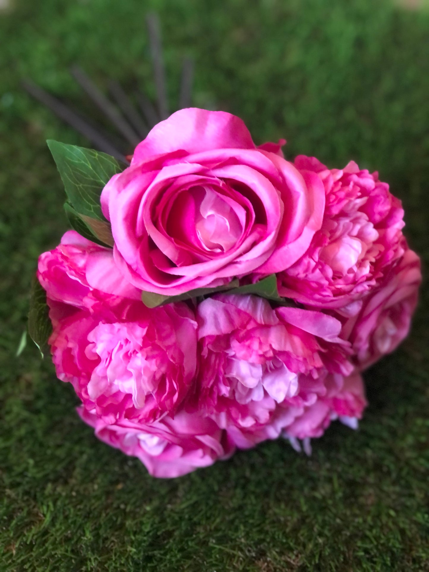 MIXED ROSE & PEONY BUNCH HOT PINK