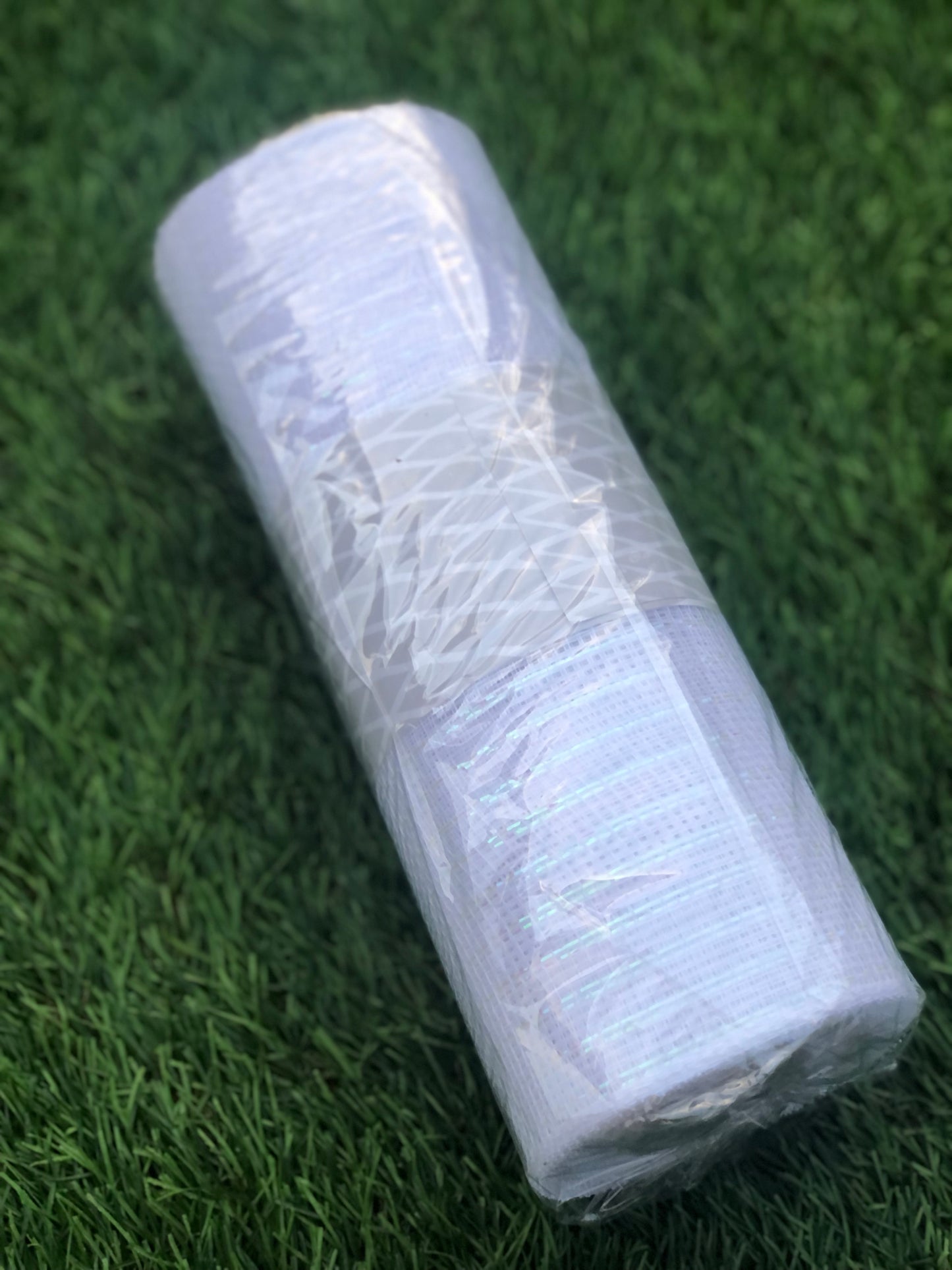 25cm METALLIC DECOMESH ROLL 9.1 yards WHITE