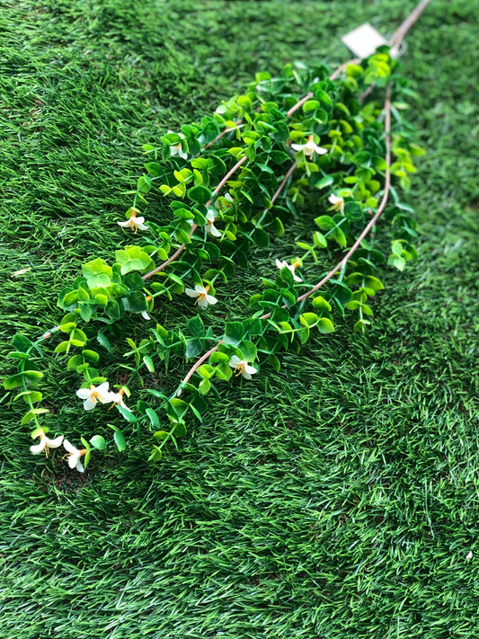 60cm TRAILING FLOWER BUSH IVORY