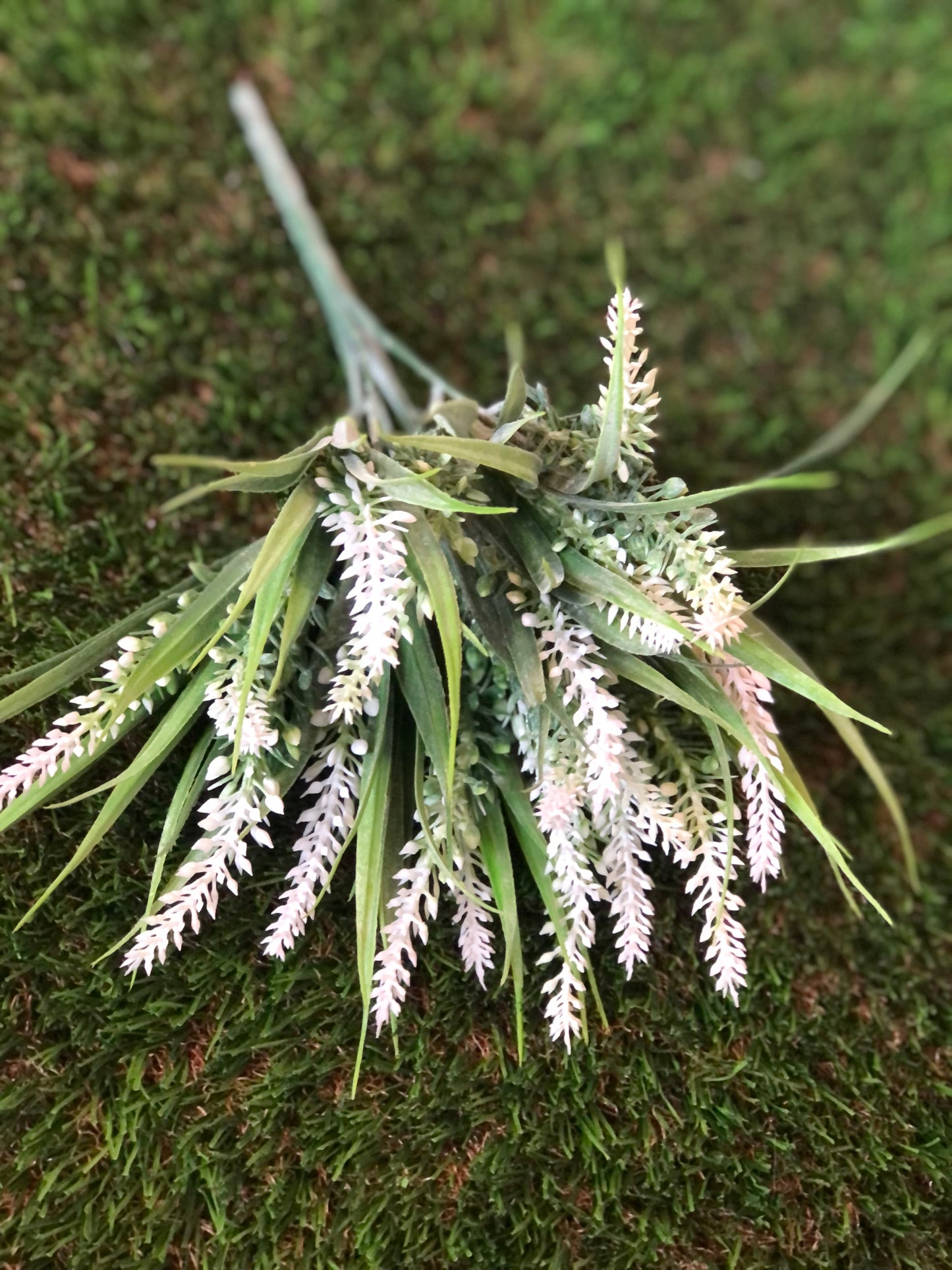 32cm WAXED ASTILBE BUSH WHITE