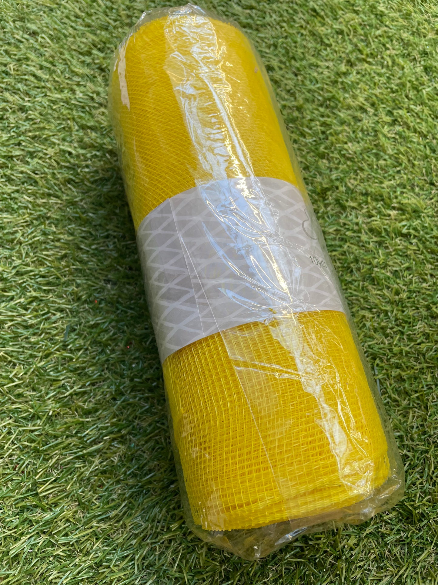 25cm DECOMESH ROLL 9.1 yards PLAIN YELLOW