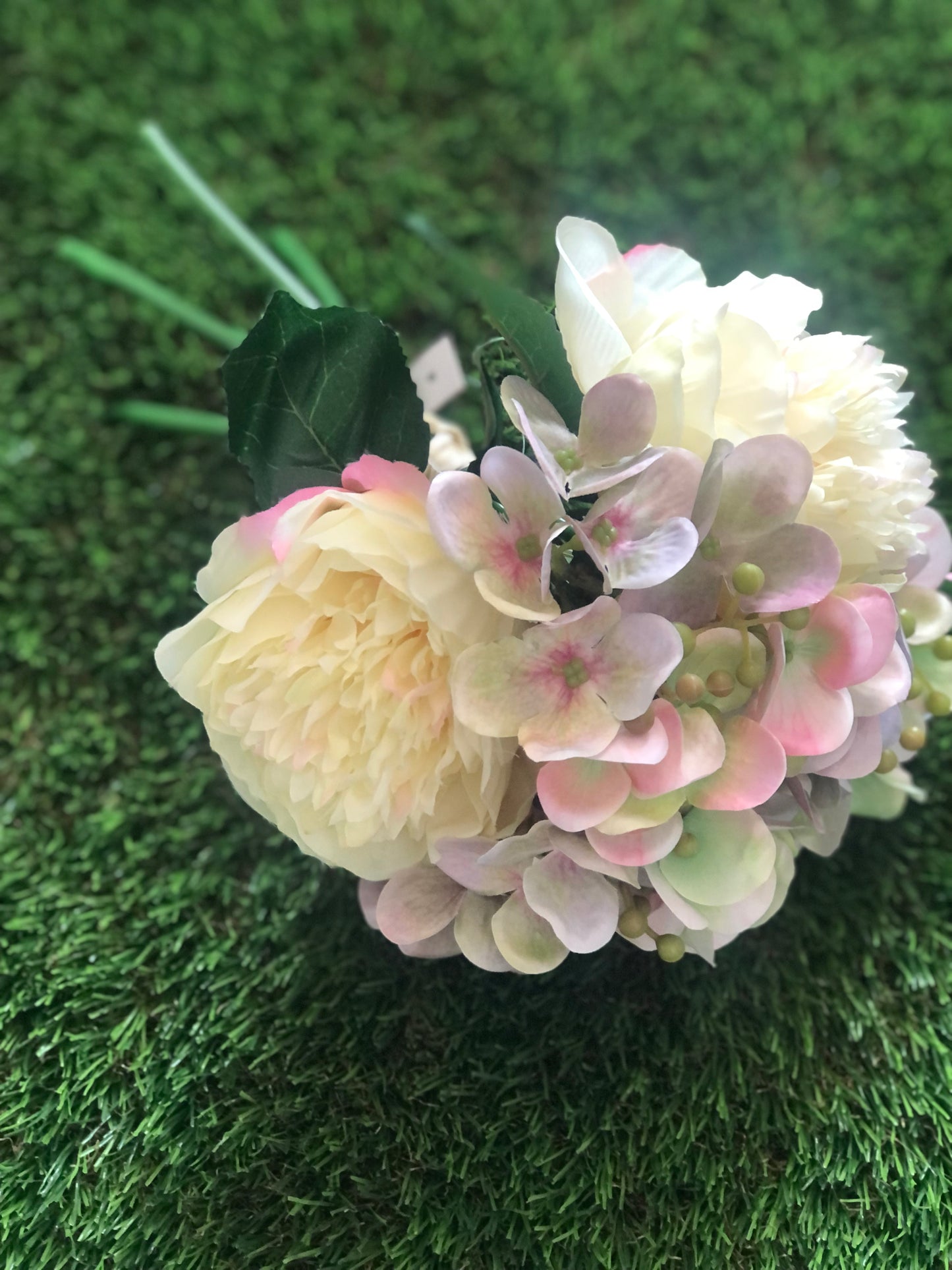 28cm CREAM MIX BOUQUET