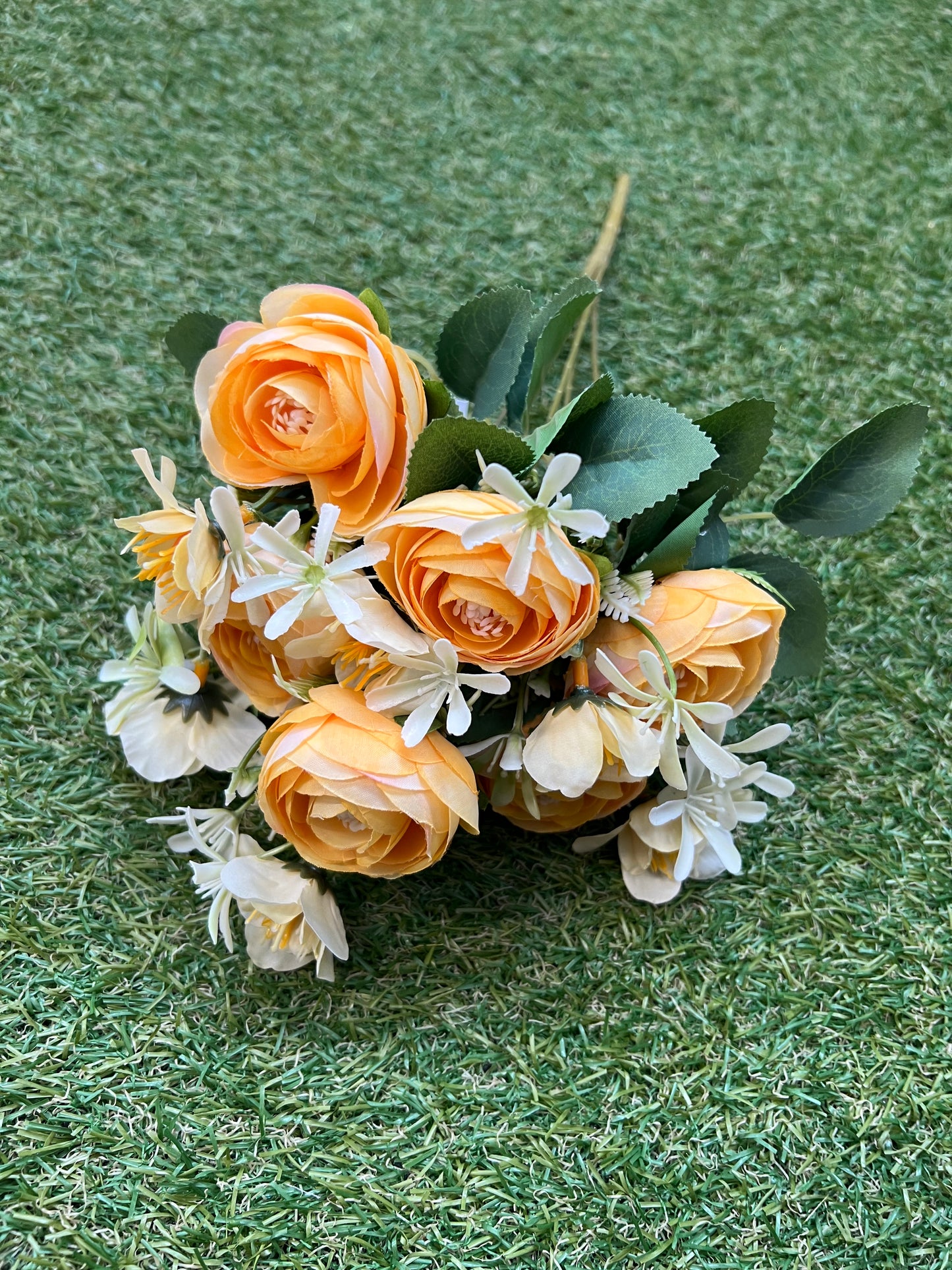 39cm MIXED RANUNCULUS BUNCH FOLIAGE YELLOW