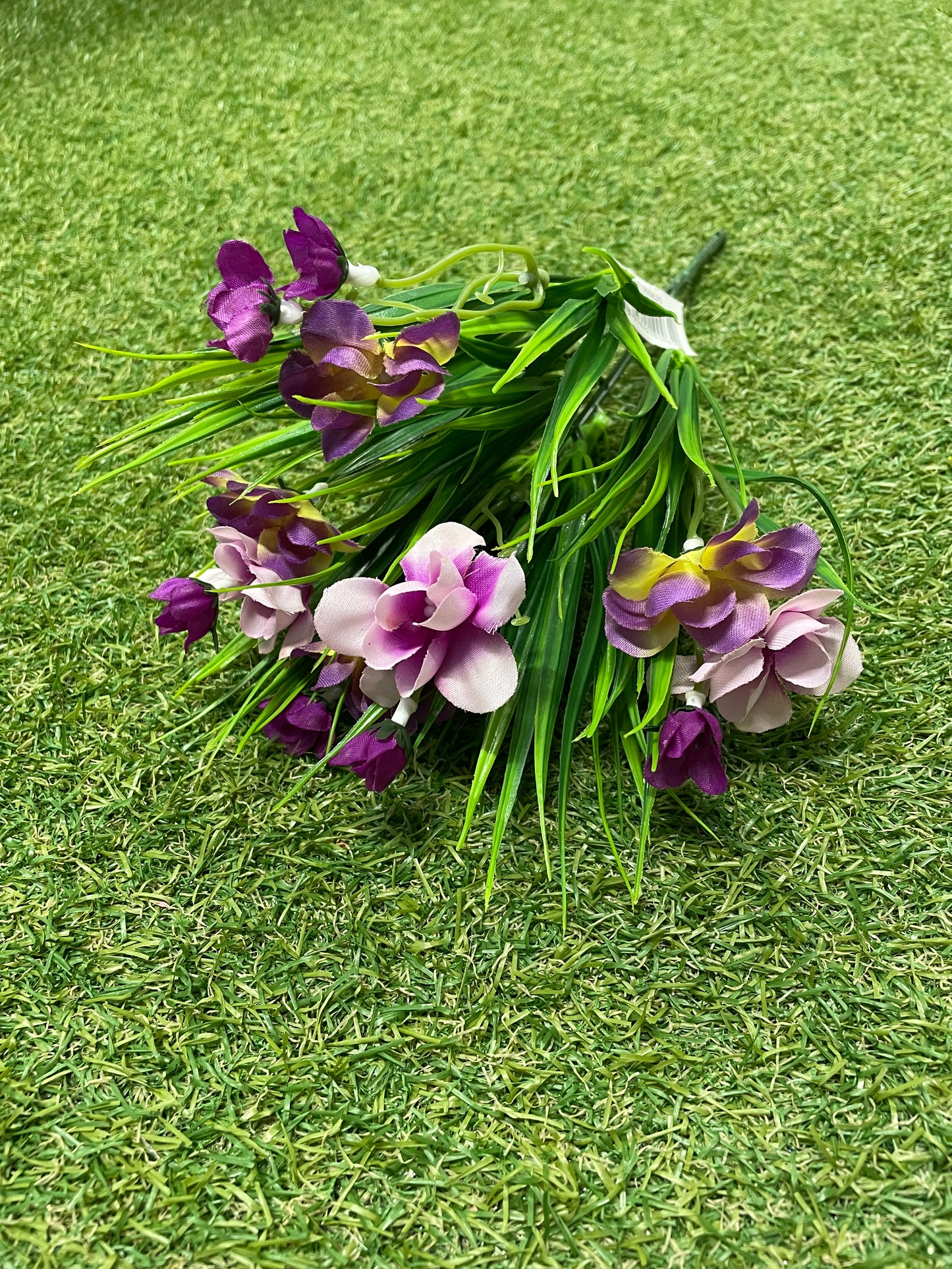 33cm MIXED FLOWER BUSH SWORD GRASS PURPLE