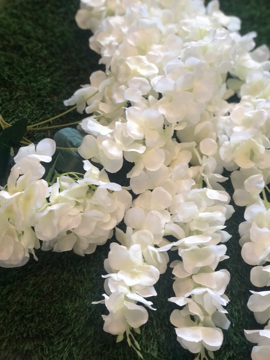 TRIPLE TRAILING HYDRANGEA IVORY 1.1m