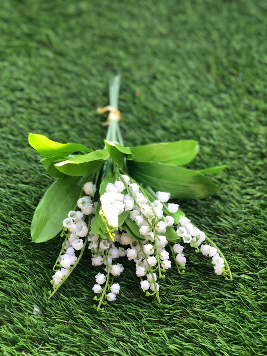 LARGE LILY OF THE VALLEY BUNCH