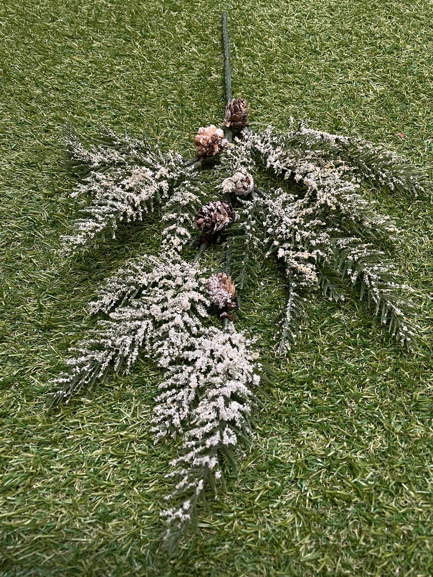 RUSTIC FROSTED PINE WITH CONES