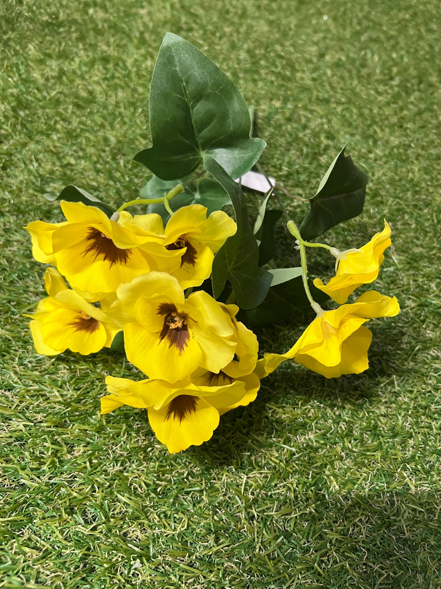 SILK PANSY BUNCH YELLOW