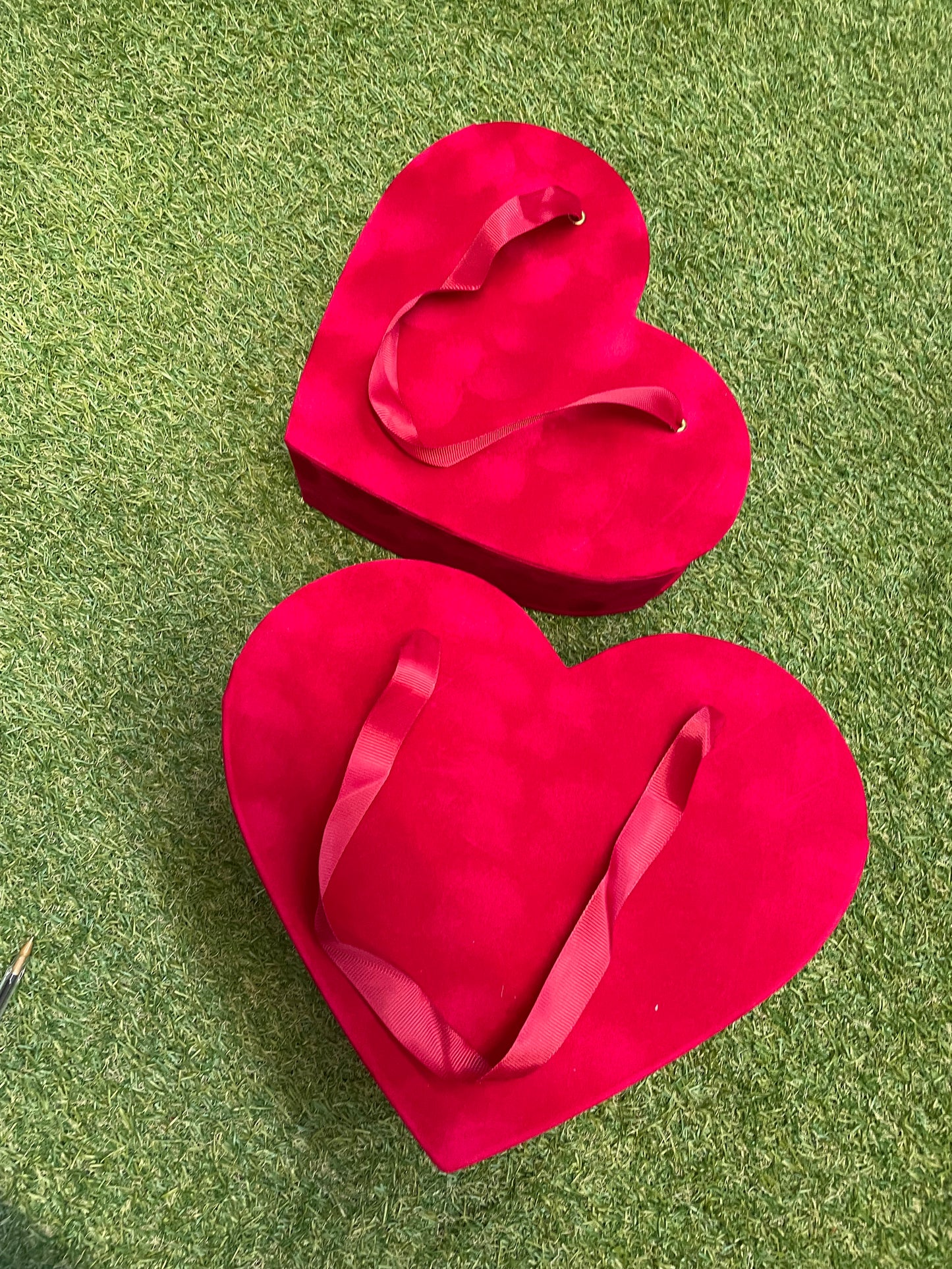 RED VELVET HEART BOXES PK2