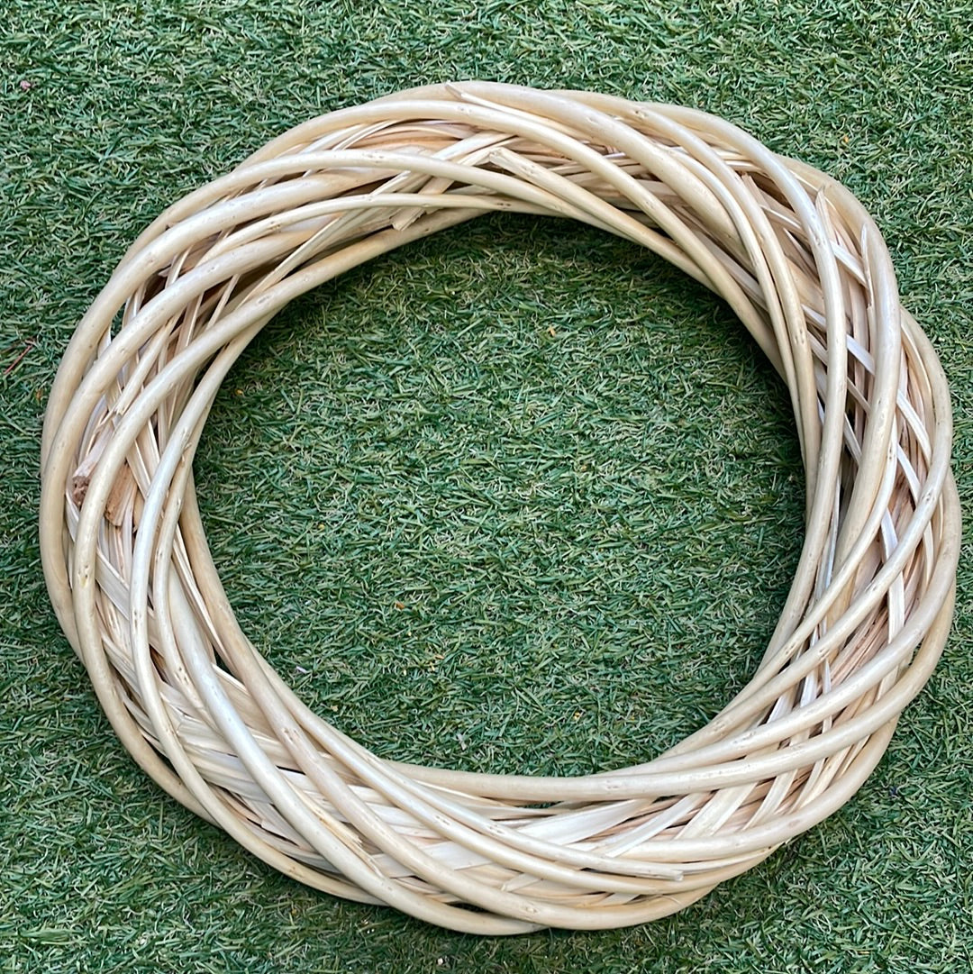 30cm NATURAL WREATH WICKER BASE